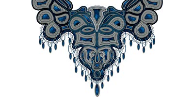 Joya Azul perteneciente a la segunda colección de Karmele Jewelry Design